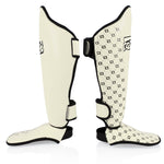 Shinguards Fairtex Competition SP5 with white footrests
