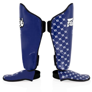 Shinguards Fairtex Competition SP5 with blue footrests