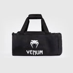Sports bag Venum Essential 26 Lt Black 