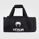 Sports bag Venum Essential 61 Lt Black 