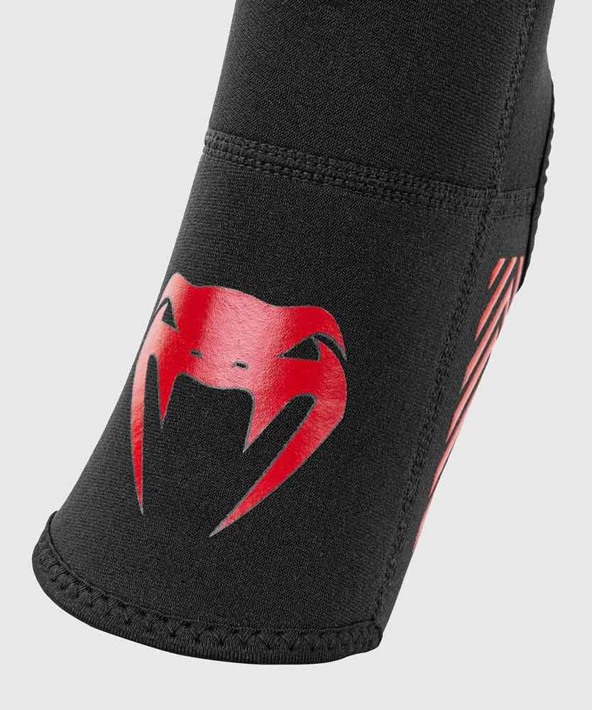 Cavigliere con Grip Venum Kontact Evo
