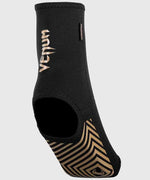 Cavigliere con Grip Venum Kontact Evo