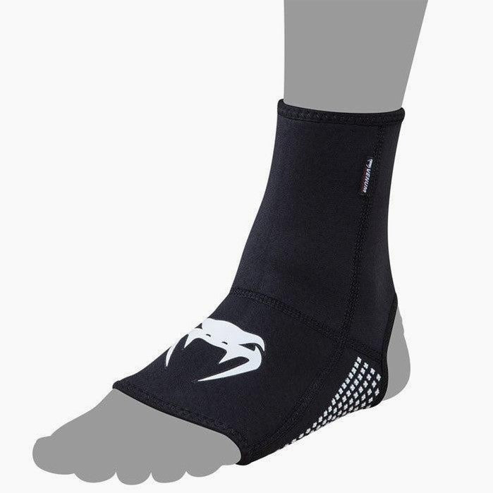 Cavigliere con Grip Venum Kontact Evo