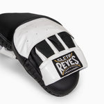 Punch mitts Cleto Reyes Curvy 