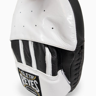 Punch mitts Cleto Reyes Curvy 