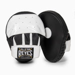 Punch mitts Cleto Reyes Curvy 