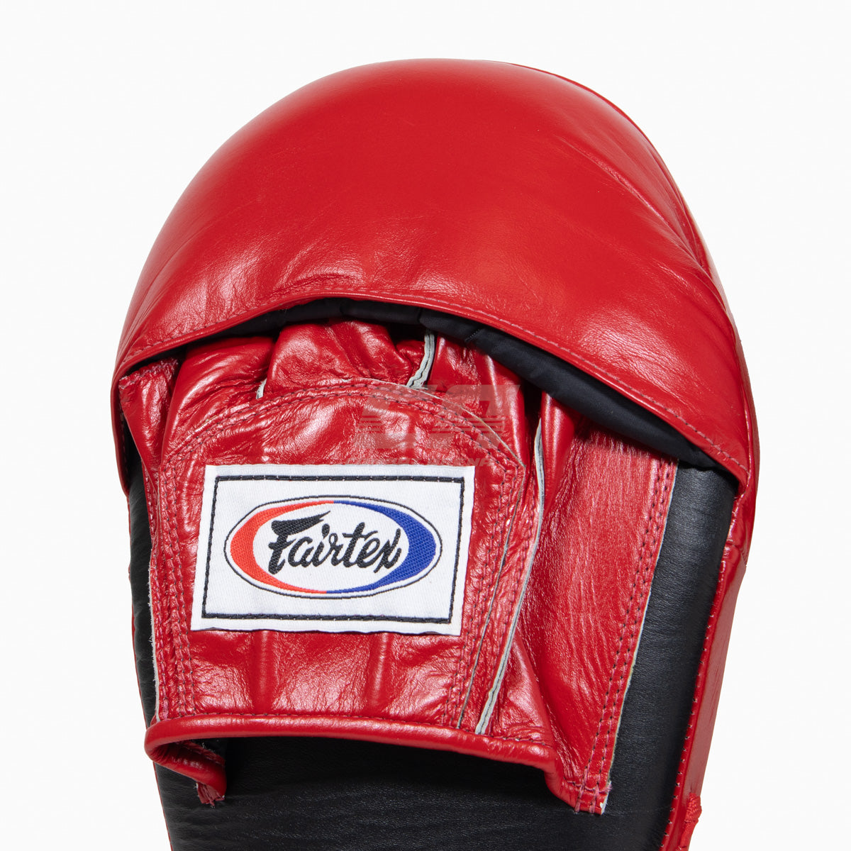 Punch mitts Fairtex Pro Angular FMV8 Black-red – Combat Arena