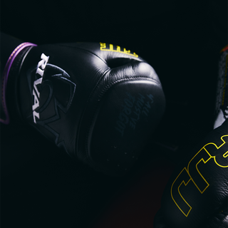 Bag gloves 10 Oz Rival RFX-Guerrero Intelli-Shock RJJ Edition 