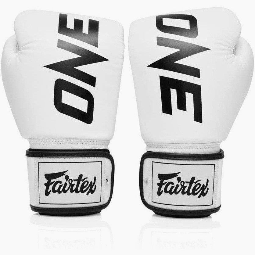 Fairtex ONE ボクシンググローブ OFRTXBOXGLOV-RED-Front-