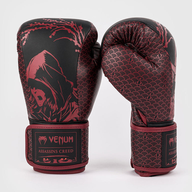 Boxing gloves Venum Assassin's Creed Shadows Red-black - Combat Arena