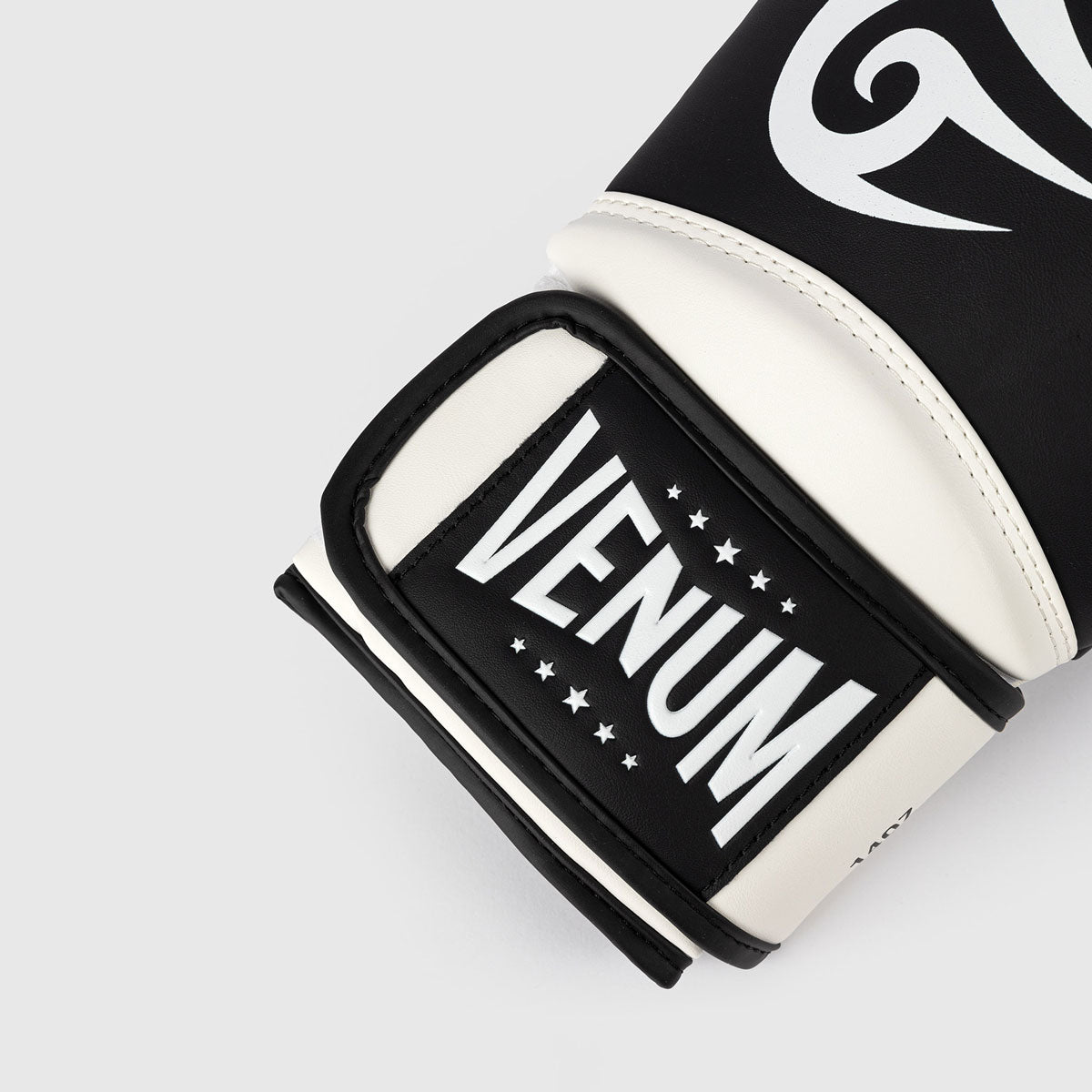 Boxing gloves Venum Giant 2.0 Pro Mike Tyson - Boxing gloves