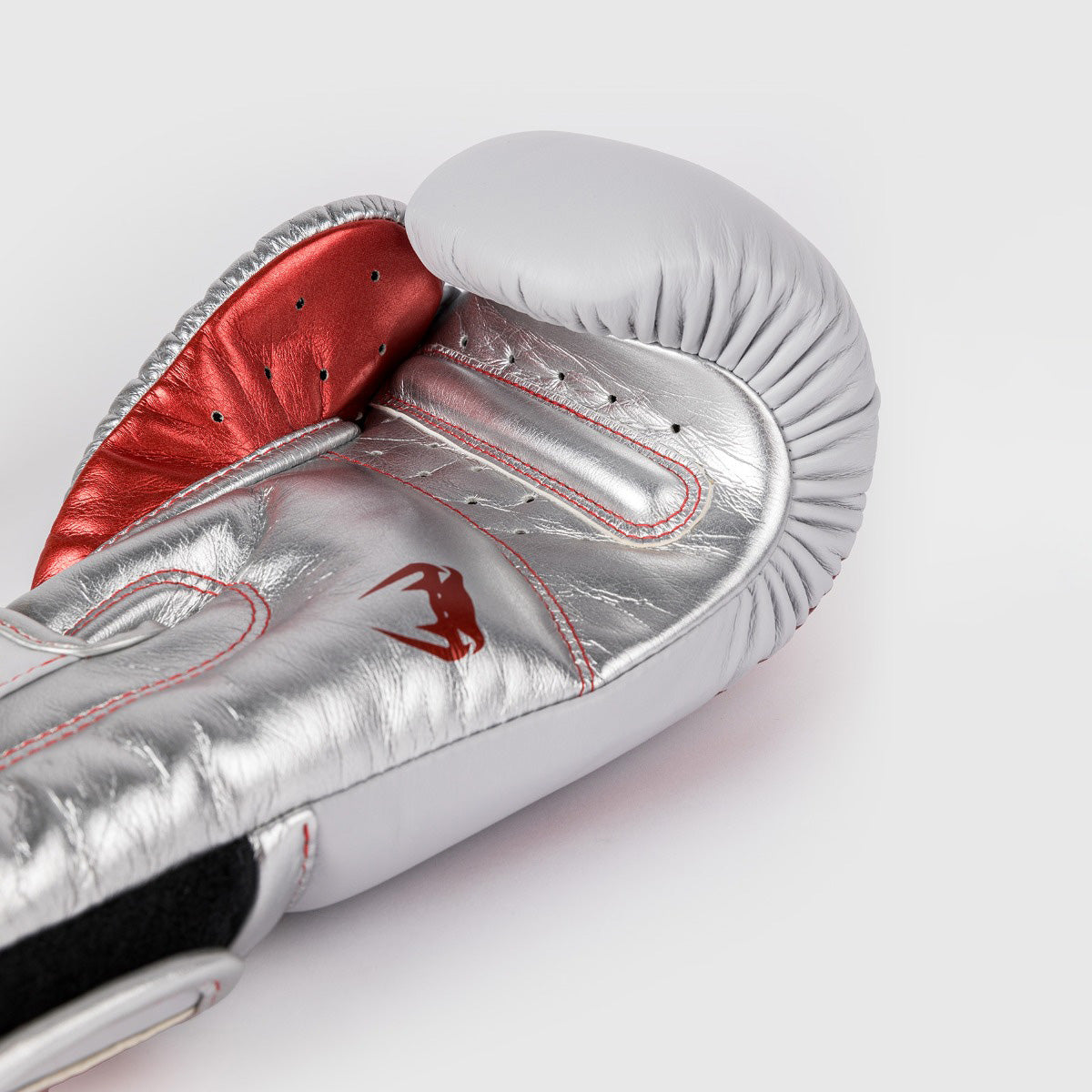 Boxing gloves Venum Giant 3.0 Special Edition Red-silver – Combat