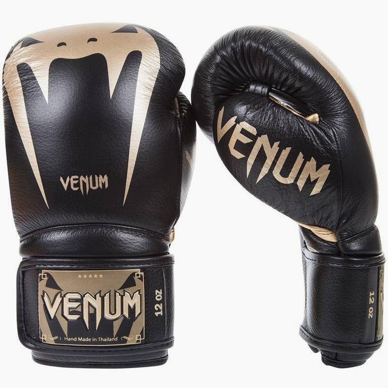 Boxing gloves Boxing Venum Giant 3.0 Black-Gold – Combat Arena