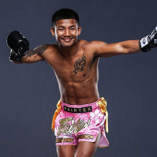 Shorts kick-thai Fairtex Sakura Limited Edition 