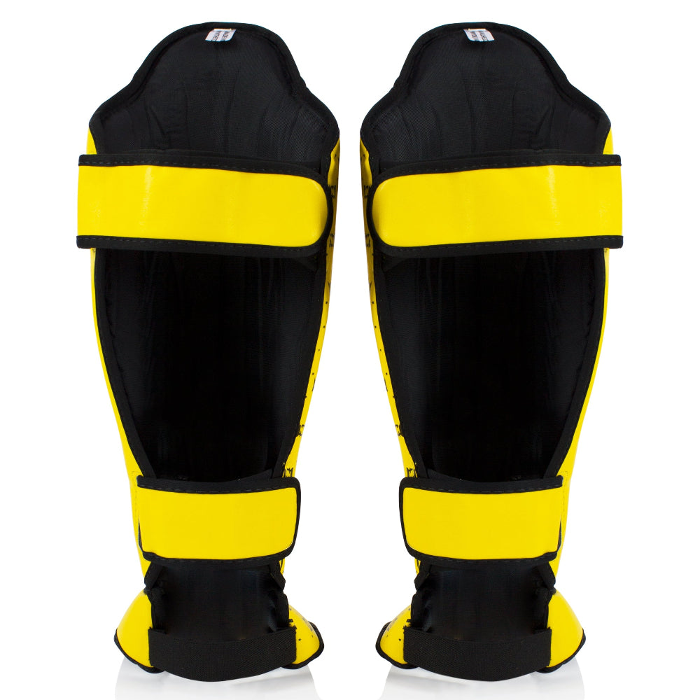 Shinguards Fairtex Competition SP5 with yellow footrests – Combat