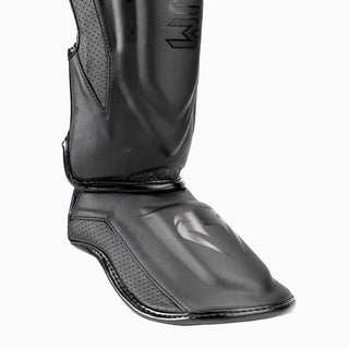 Shinguards Venum Elite EVO 