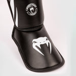 Shinguards child Venum Challenger Black-white 