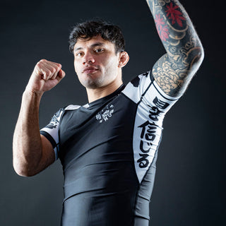 Rashguard Half Sumo Sugoi Ranked White-Combat Arena