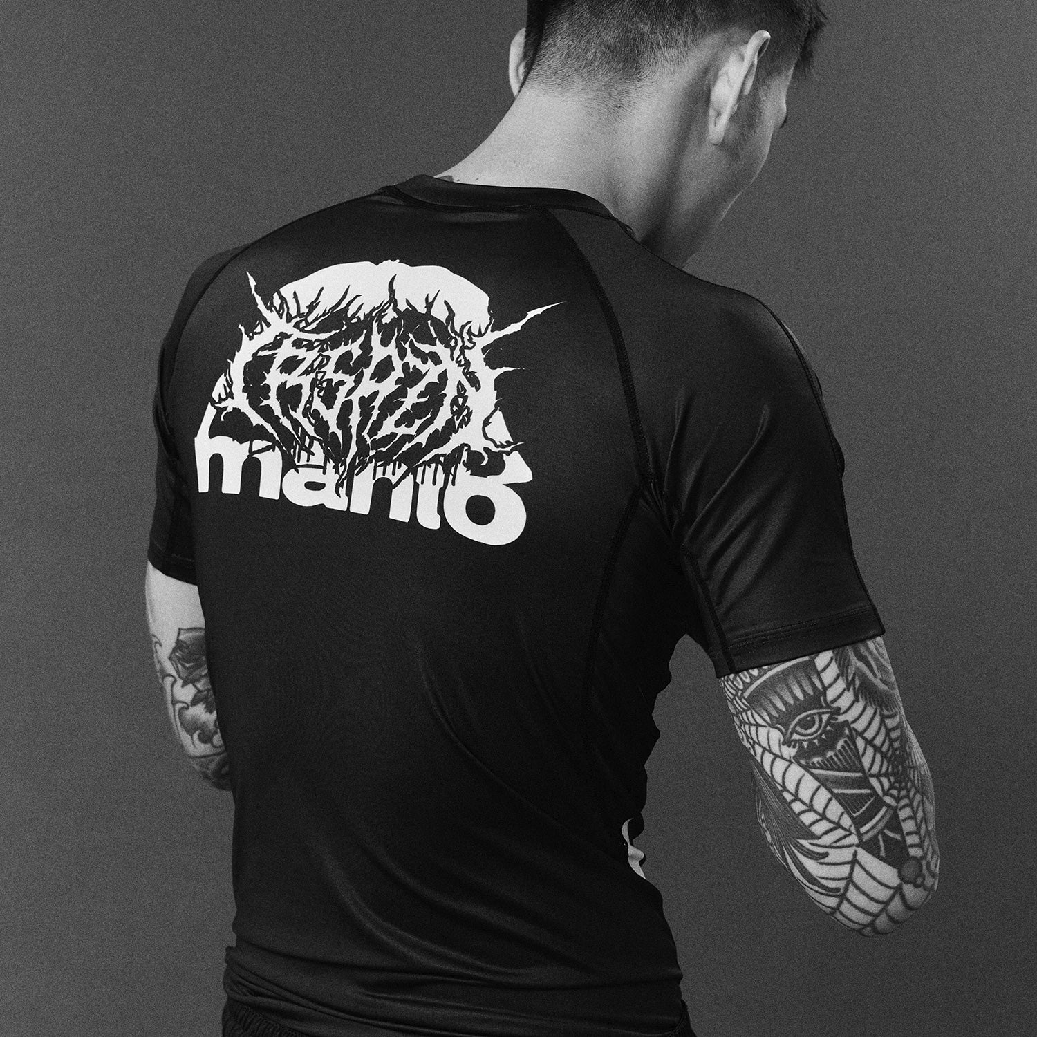 Rashguard Manto Treasure Zone short sleeves black - rashguard