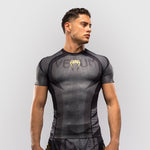 Rashguard Venum Galactic 3.0 maniche corte Nero-oro-Combat Arena