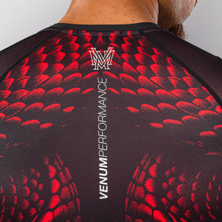 Rashguard Venum Matupa short sleeves Black-red-Combat Arena